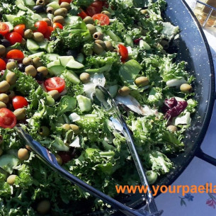 Mixed-Green-Salad-1030x703